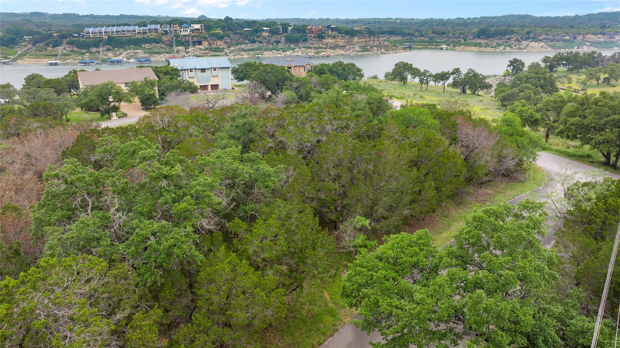 1702 Dove Rd, Lago Vista, TX 78645