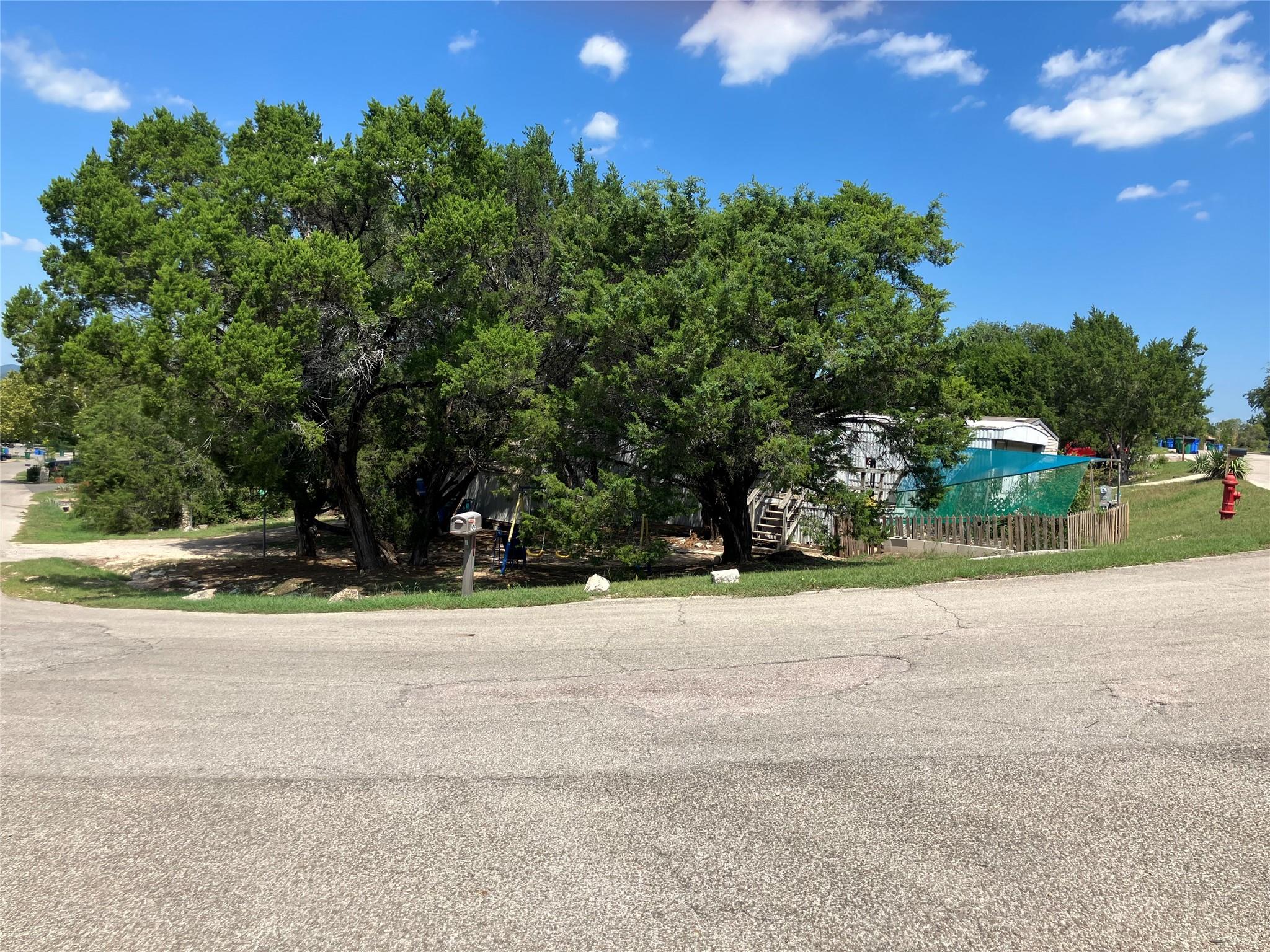 21434 Coyote Trl, Lago Vista, TX 78645