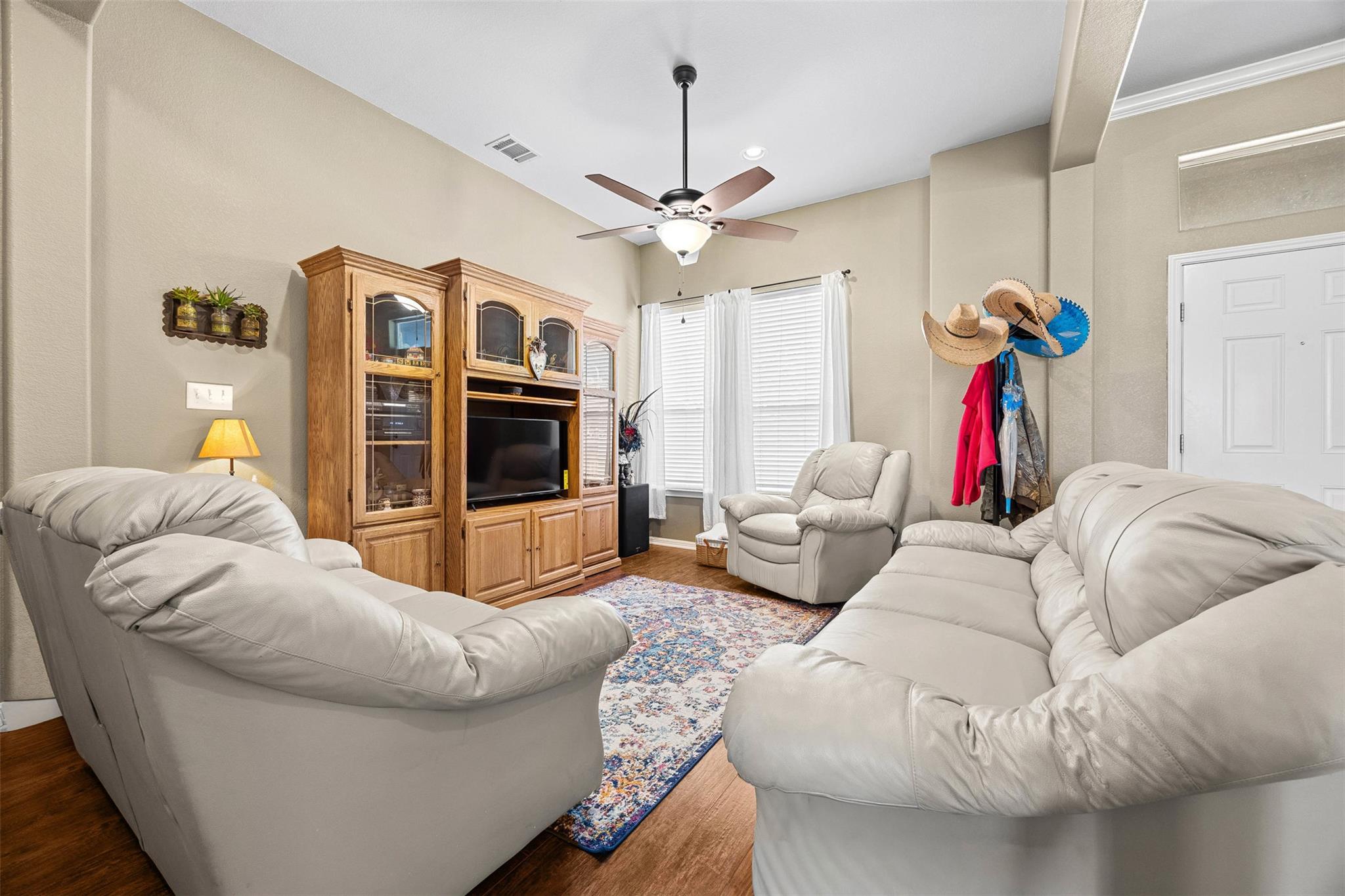 350 Lehne Rd, Bertram, TX 78605