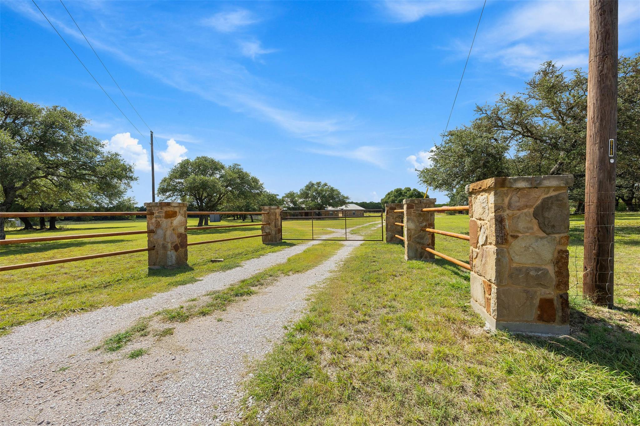 350 Lehne Rd, Bertram, TX 78605