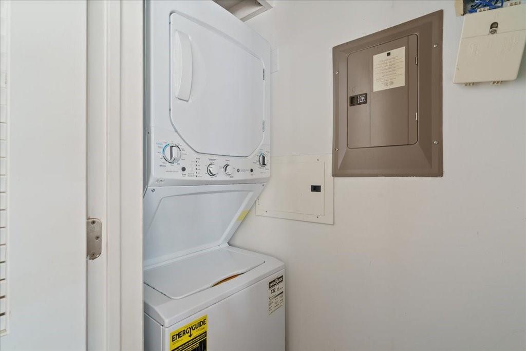 2401 E 6th St # 62, Austin, TX 78702