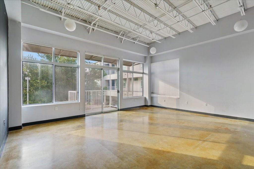 2401 E 6th St # 50, Austin, TX 78702