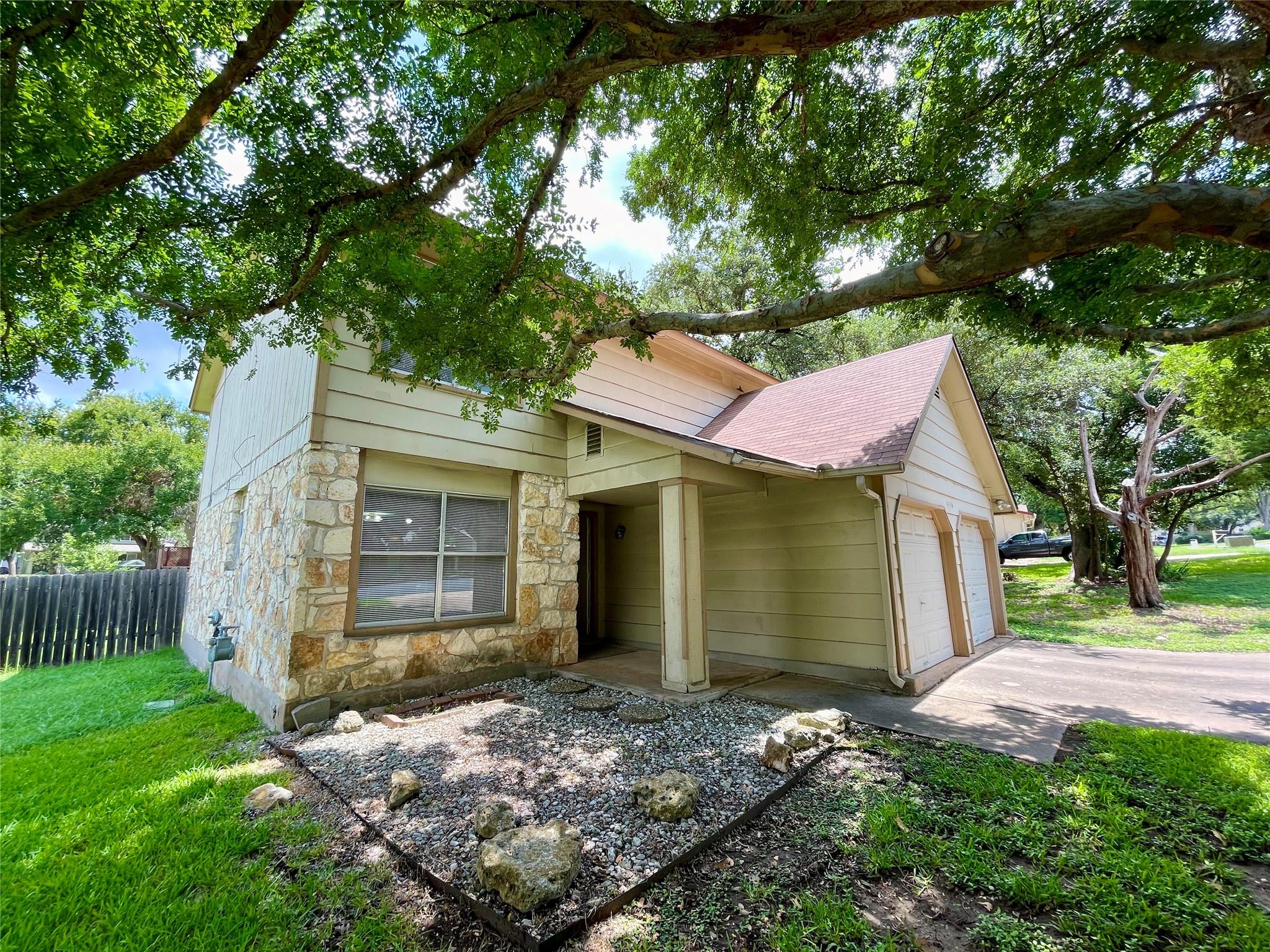 8116 Pilgrims Pl, Austin, TX 78759