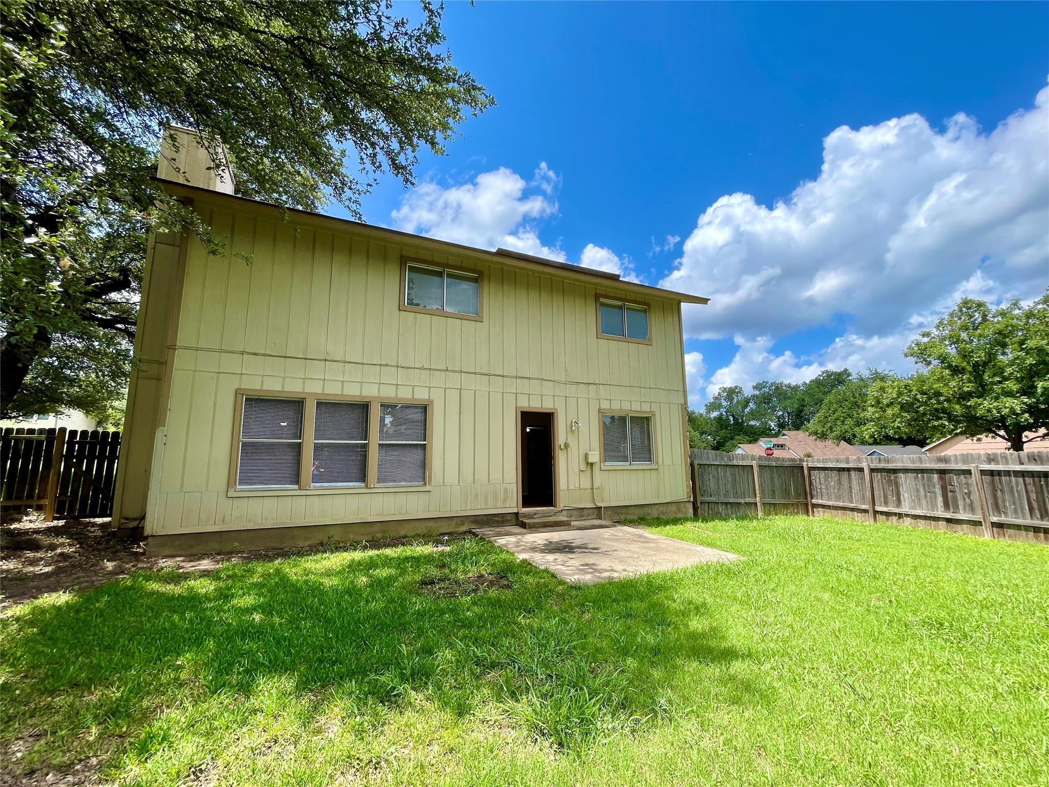 8116 Pilgrims Pl, Austin, TX 78759