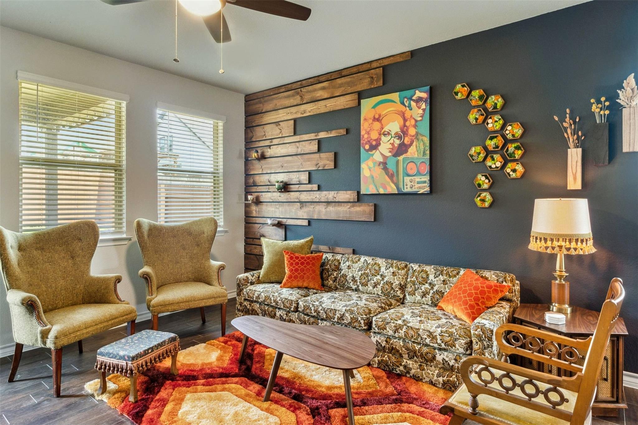 707 Eves Necklace Dr, Buda, TX 78610