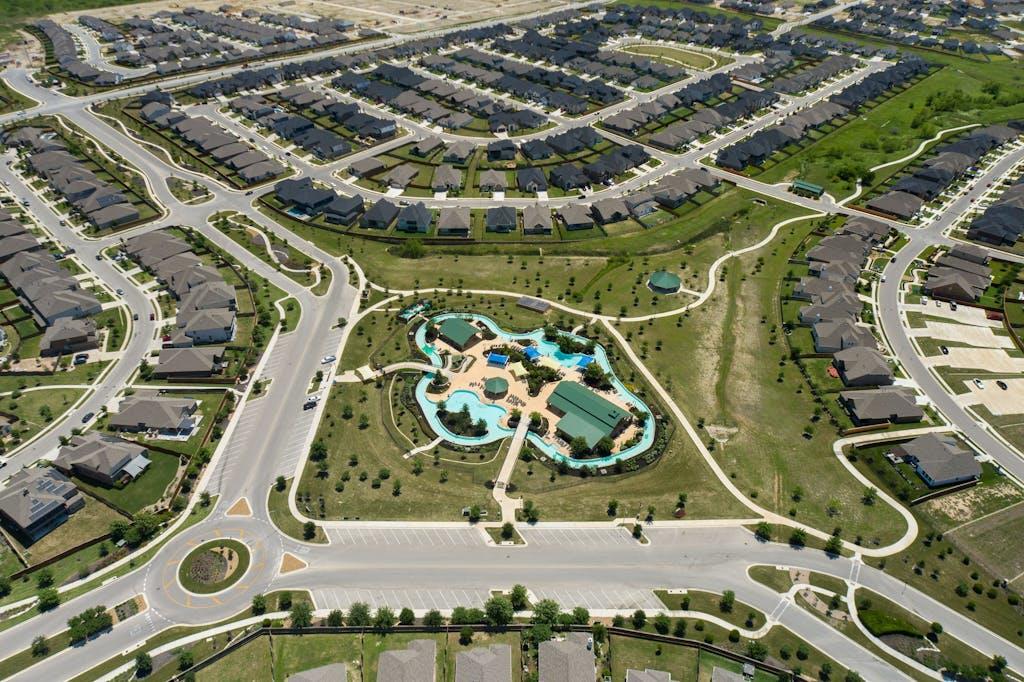 707 Eves Necklace Dr, Buda, TX 78610