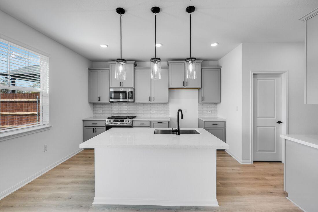 1513 Purple Martin Dr, Pflugerville, TX 78660