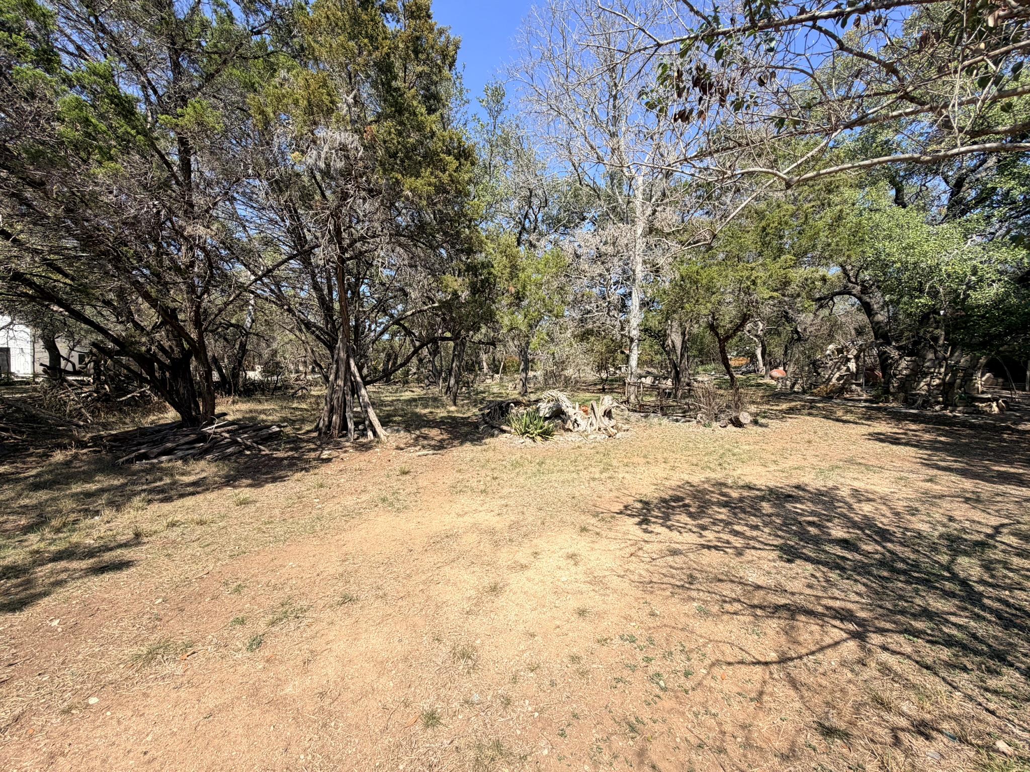 207 Hub Dr, Wimberley, TX 78676