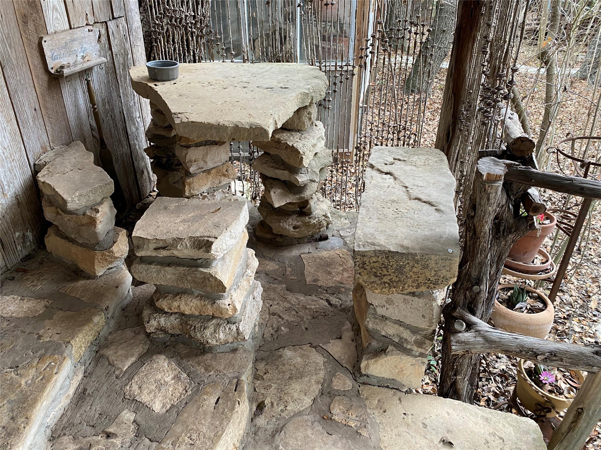 207 Hub Dr, Wimberley, TX 78676