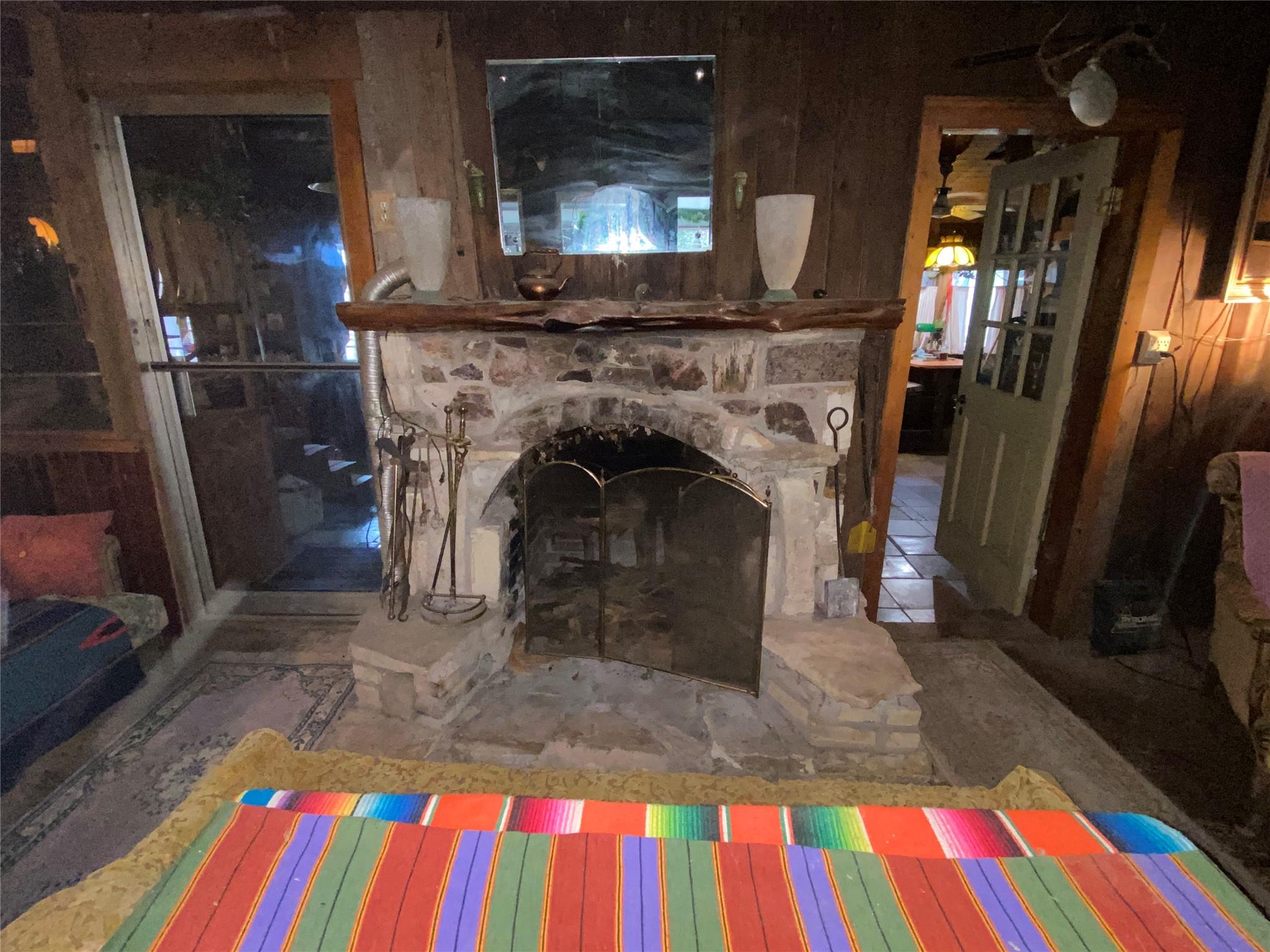 207 Hub Dr, Wimberley, TX 78676