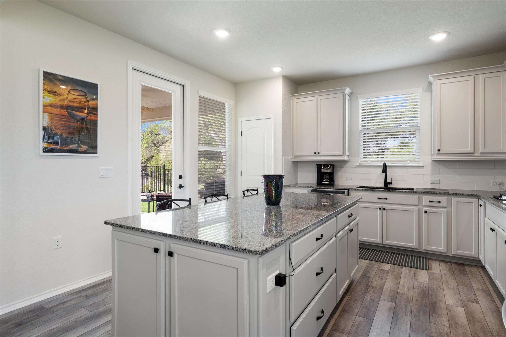 902 Saratoga Ln, Georgetown, TX 78633