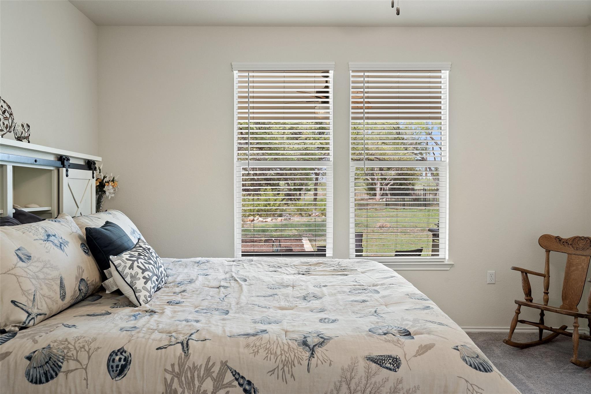 902 Saratoga Ln, Georgetown, TX 78633