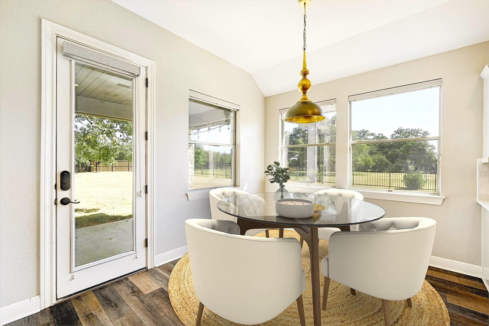 577 Shelf Rock Rd, Driftwood, TX 78619