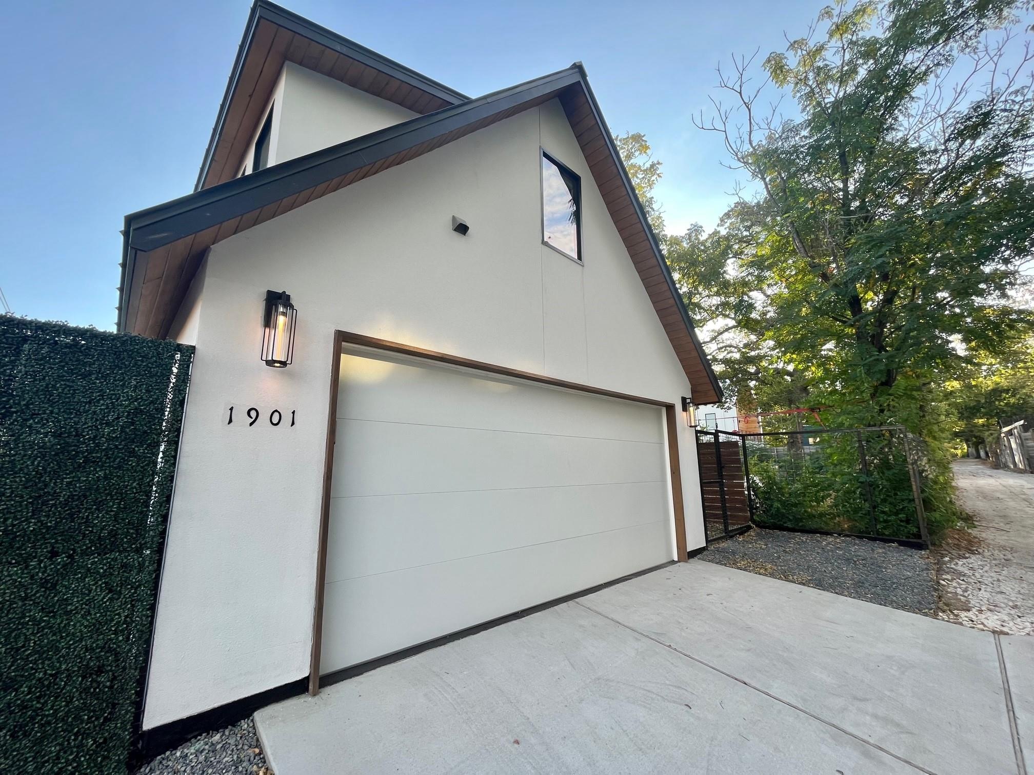 1901 Hamilton Ave, Austin, TX 78702