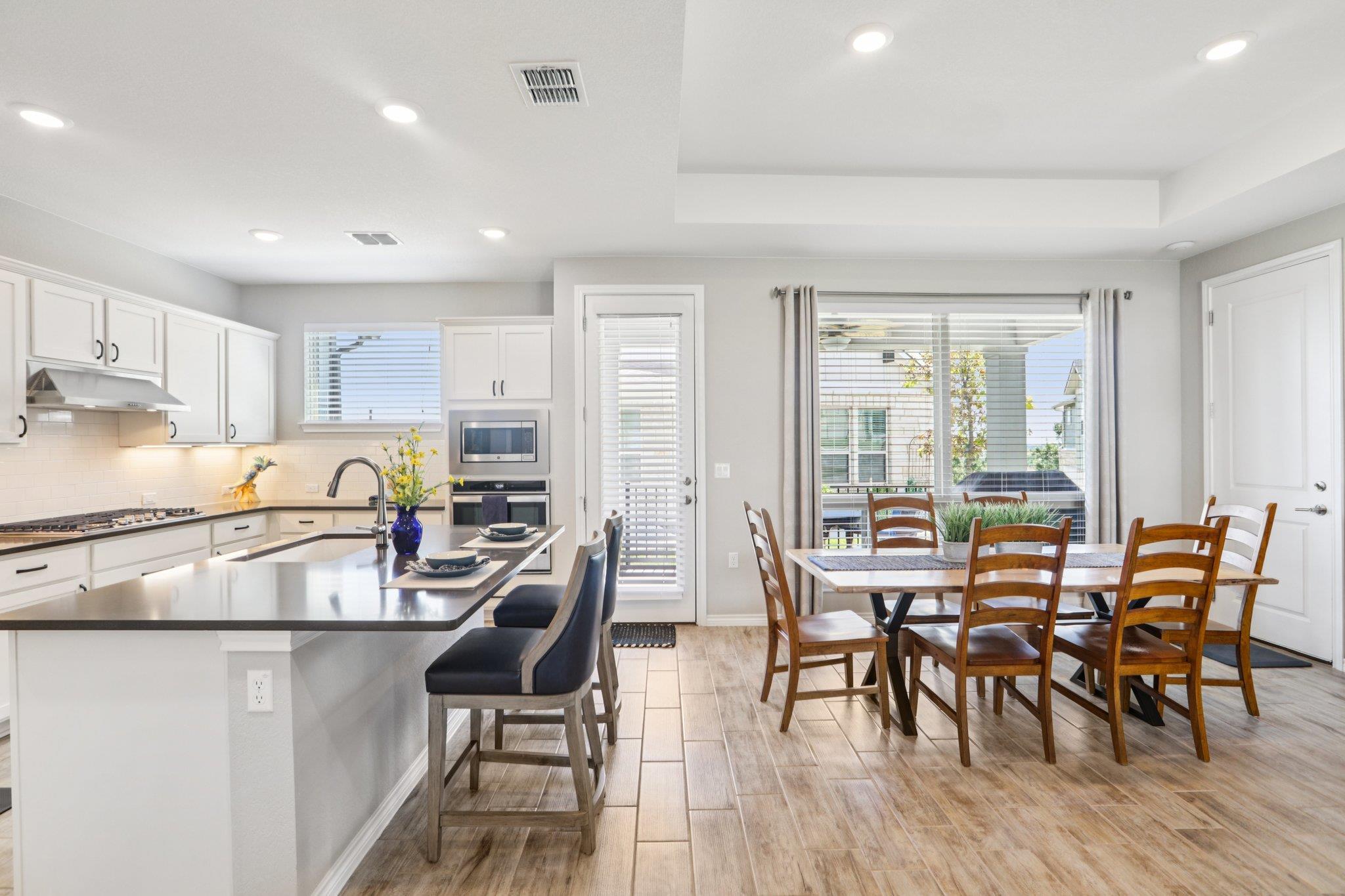 206 Eagle Dr # 101, San Marcos, TX 78666