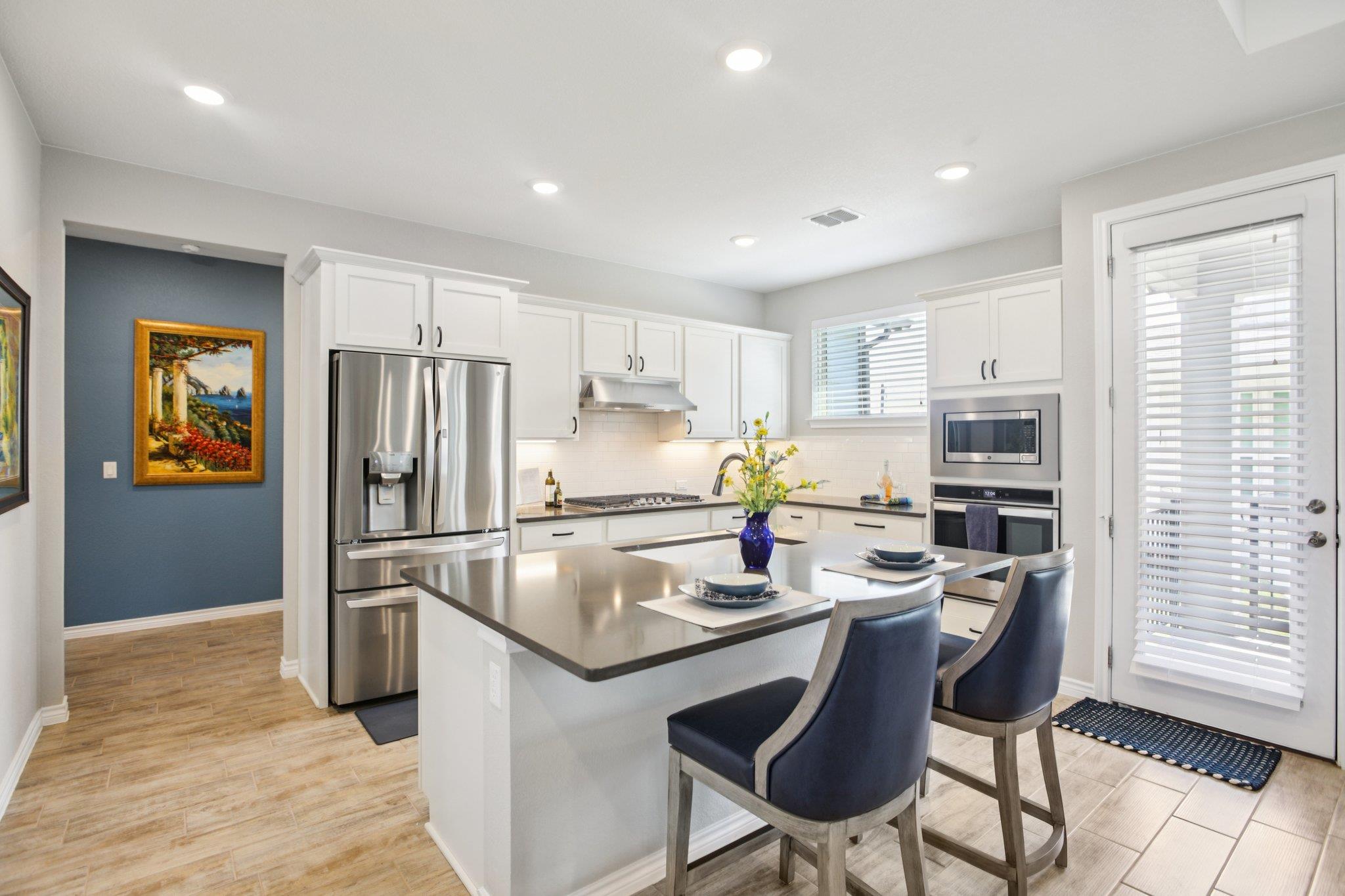 206 Eagle Dr # 101, San Marcos, TX 78666