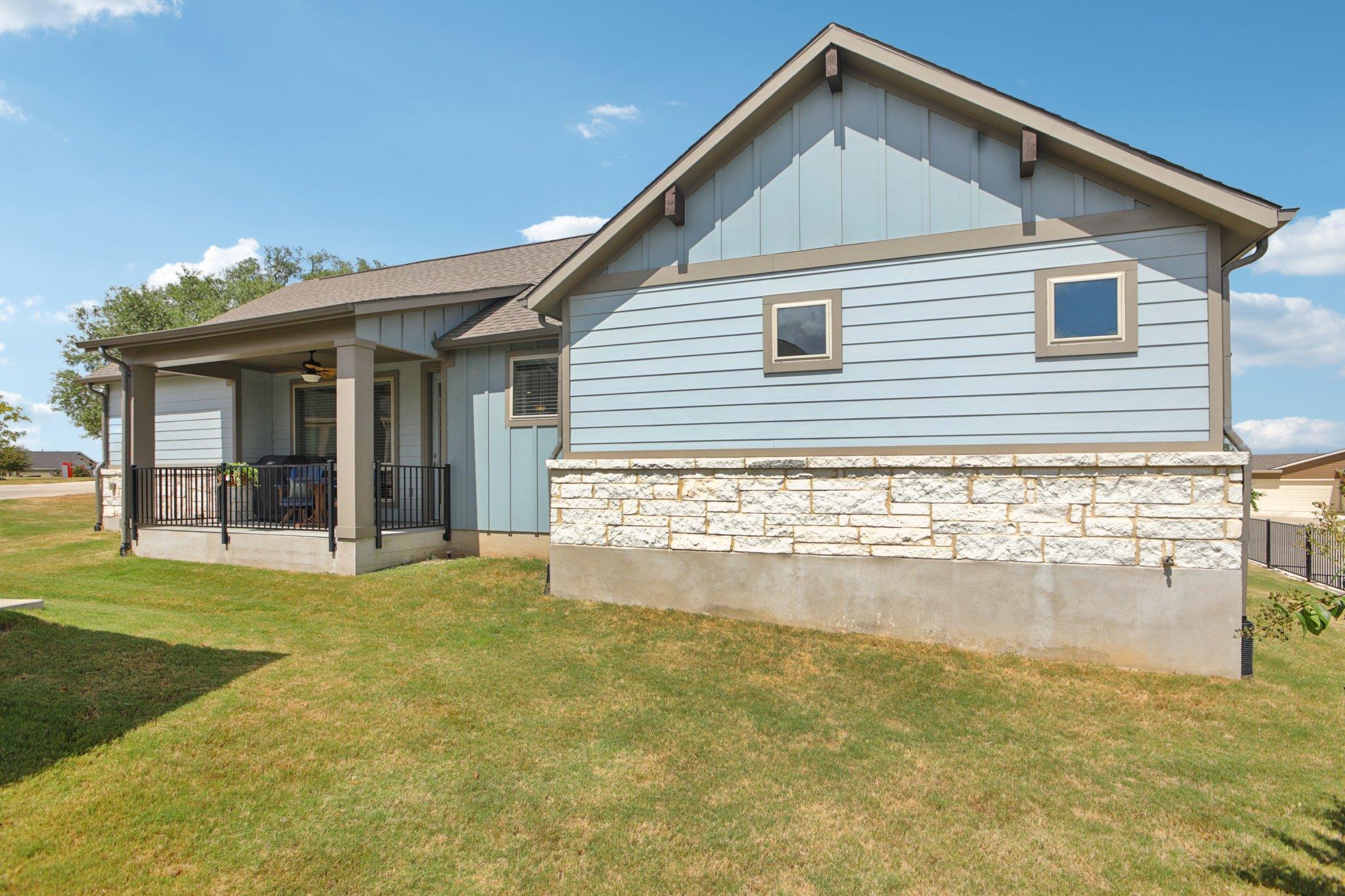 206 Eagle Dr # 101, San Marcos, TX 78666