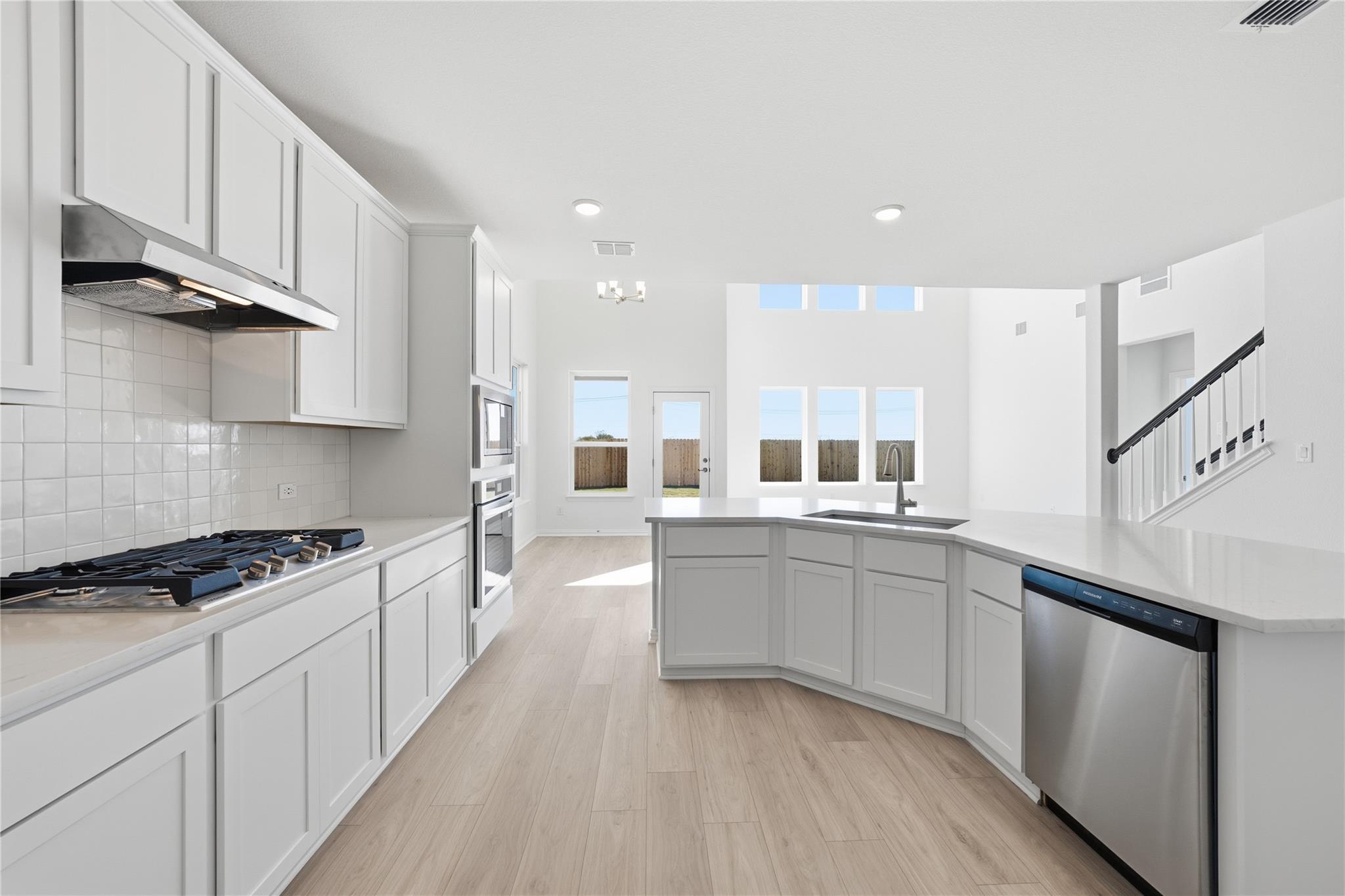 205 Caraway Dr, Taylor, TX 76574