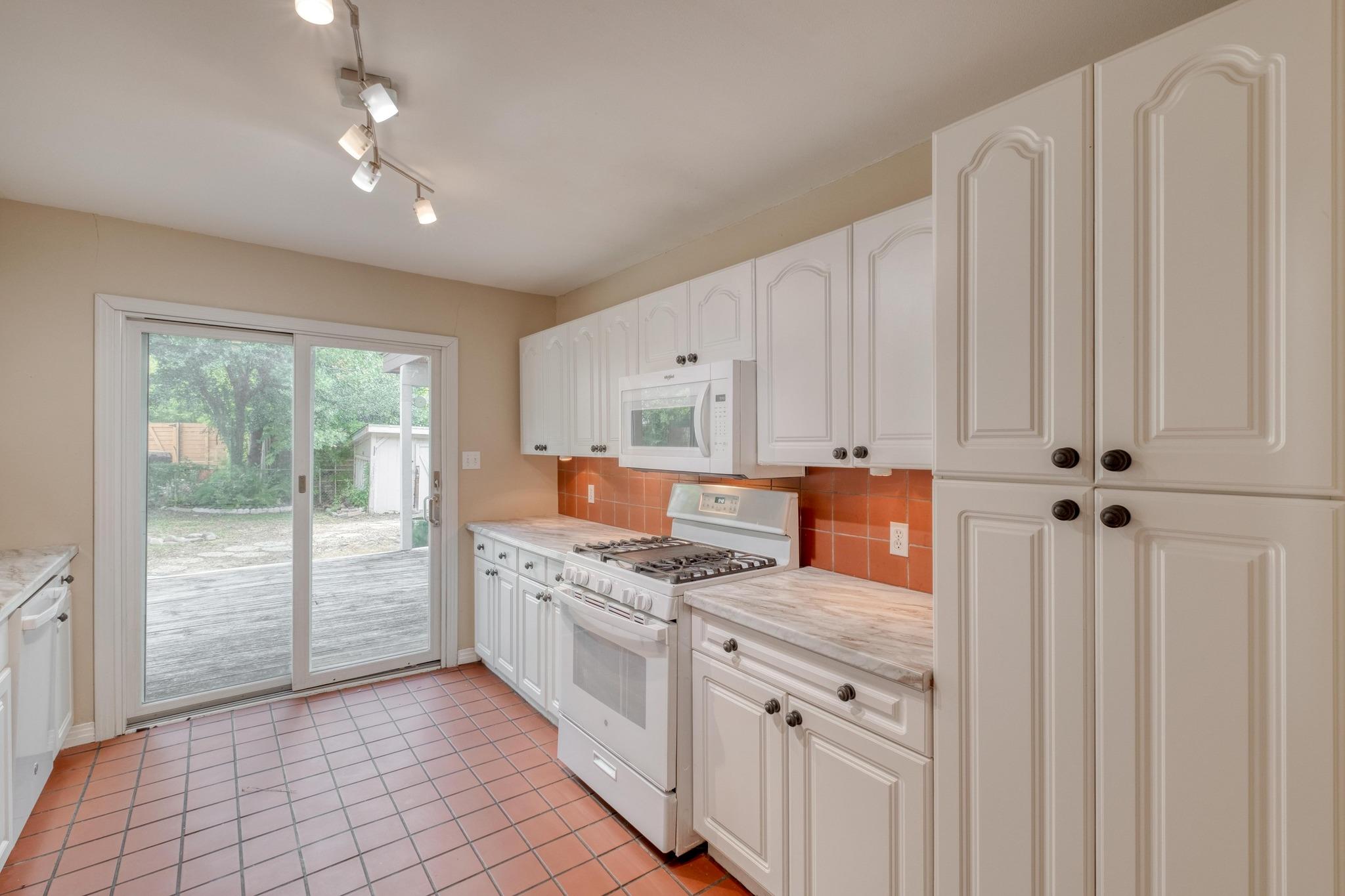 1404 Juliet St, Austin, TX 78704