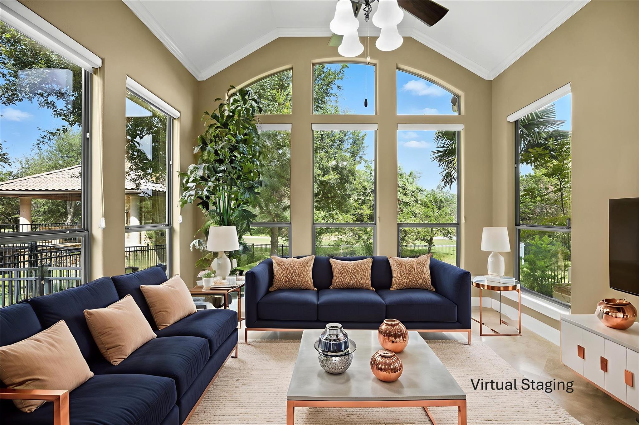 2116 University Club Dr., Austin, TX 78732