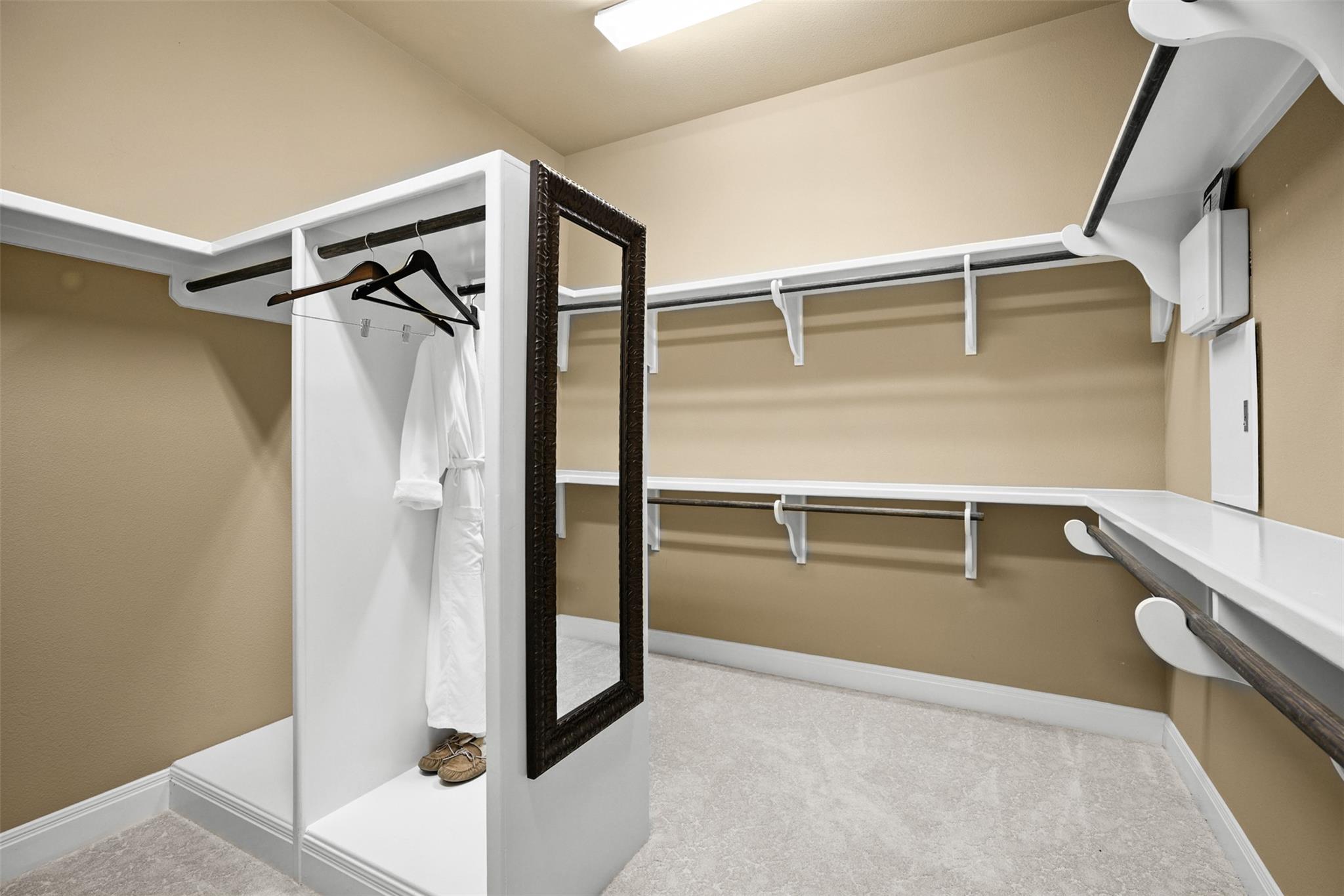 2116 University Club Dr., Austin, TX 78732