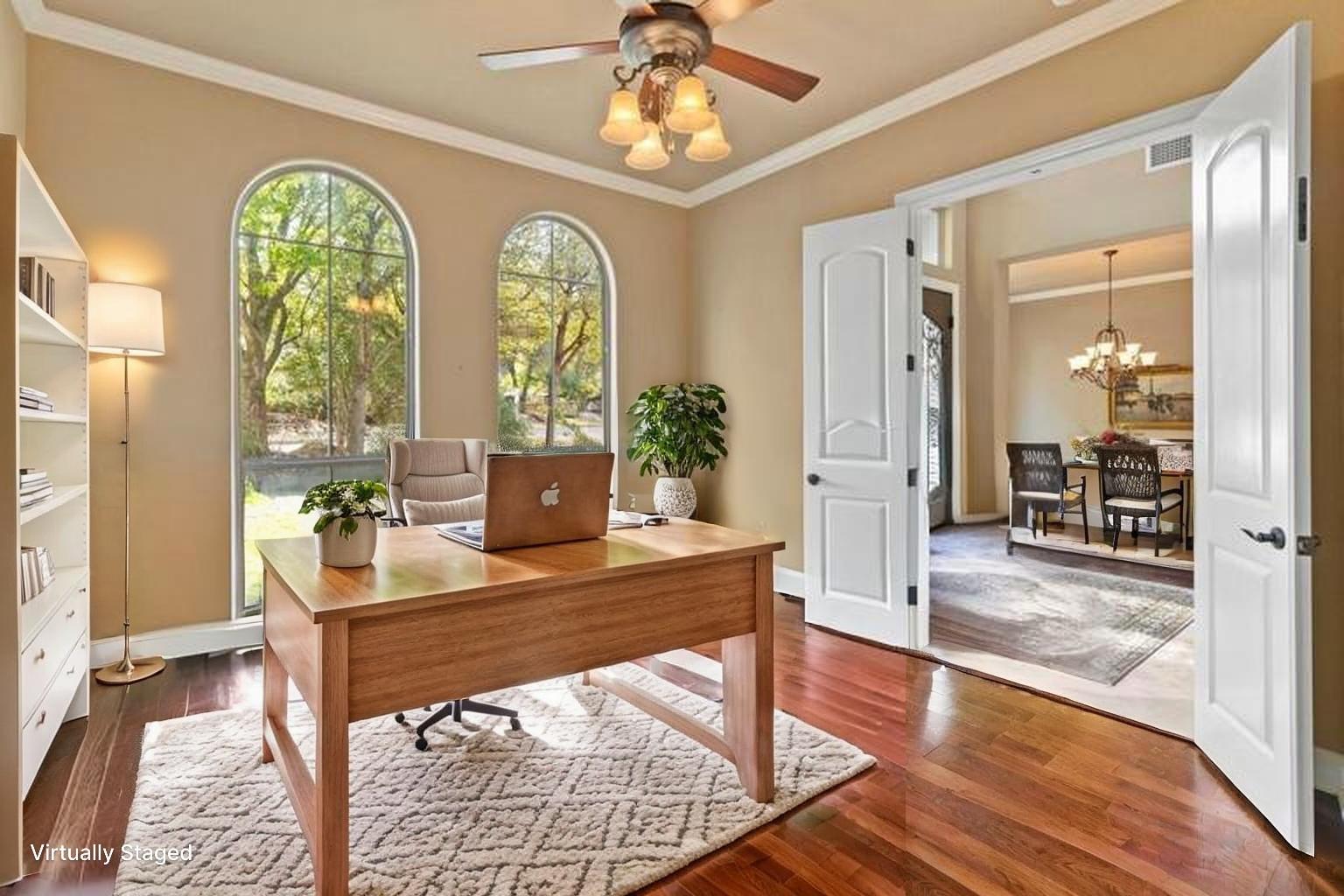 2116 University Club Dr., Austin, TX 78732