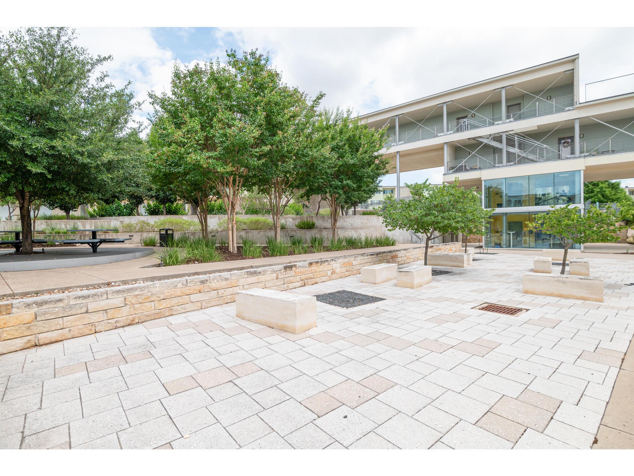 604 N Bluff Dr # 205, Austin, TX 78745