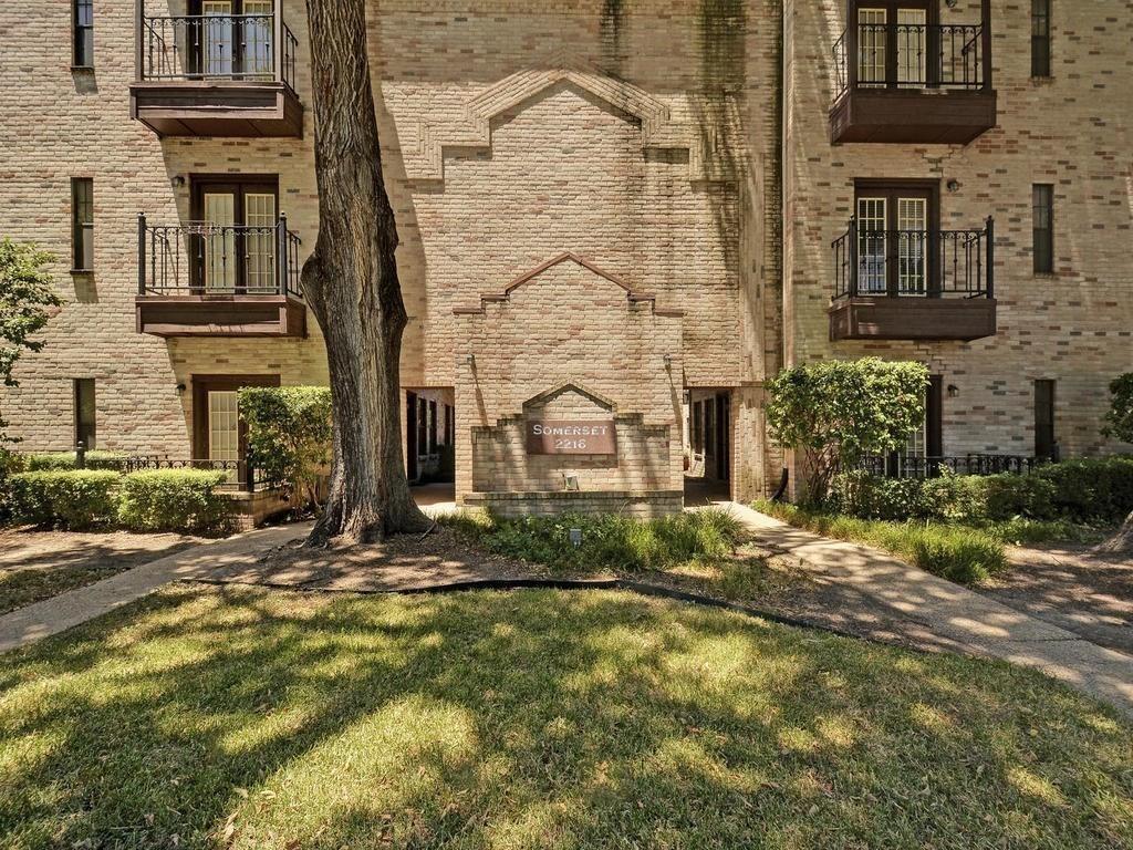 2216 San Gabriel St # 101, Austin, TX 78705