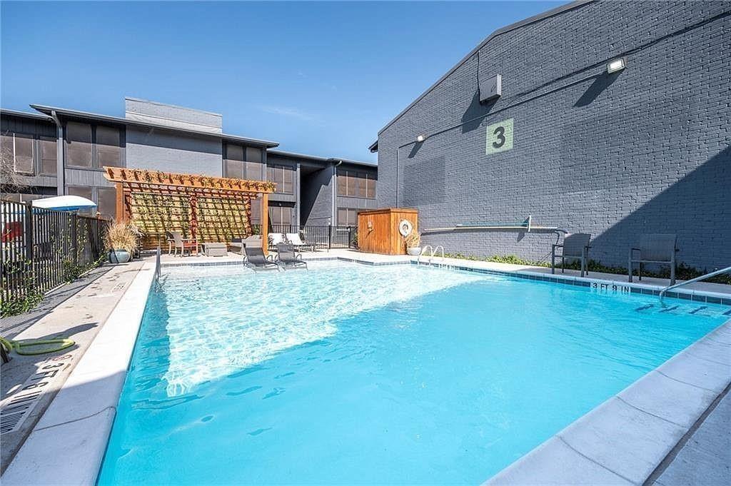 909 Reinli St # 217, Austin, TX 78751