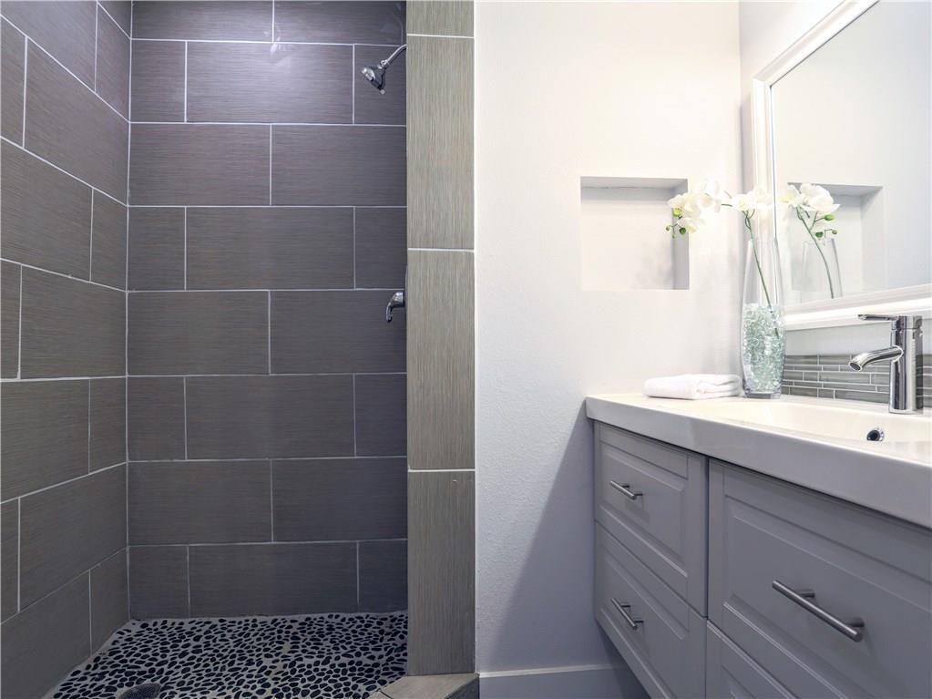 909 Reinli St # 217, Austin, TX 78751