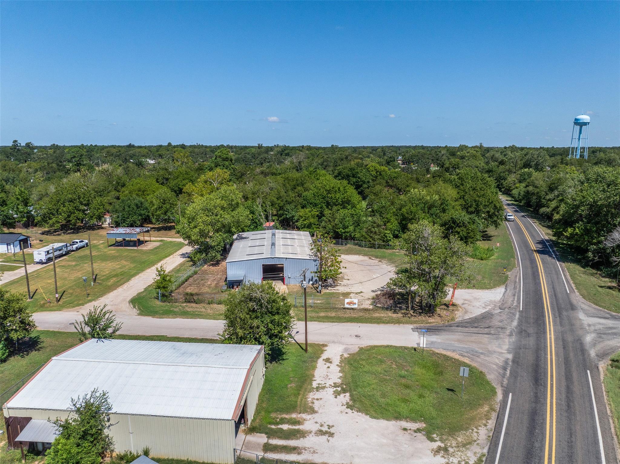 320 S Wilcox St, Rockdale, TX 76567