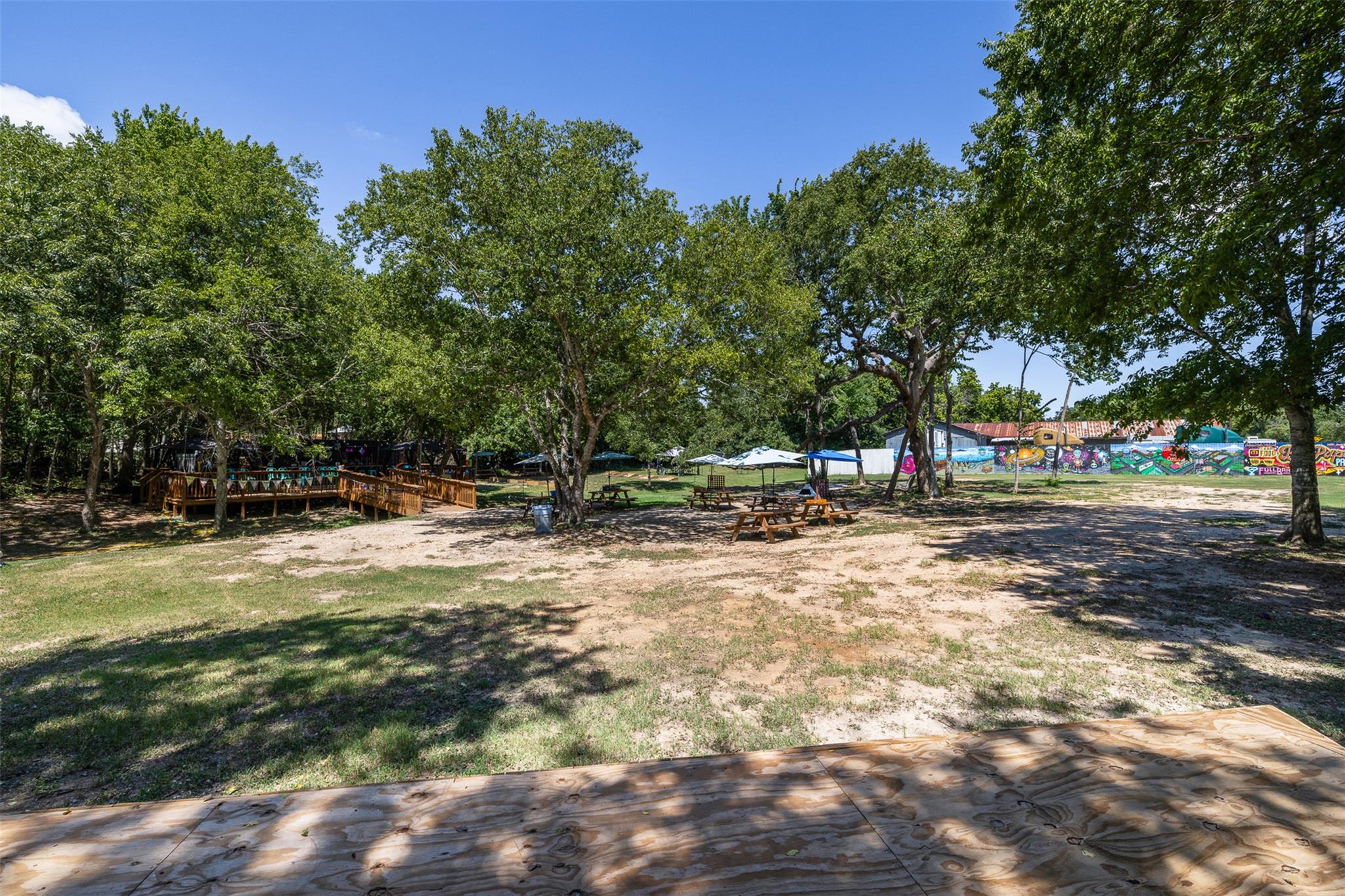 320 S Wilcox St, Rockdale, TX 76567