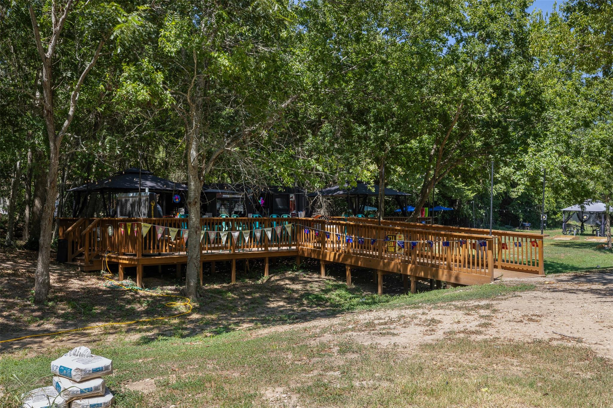 320 S Wilcox St, Rockdale, TX 76567