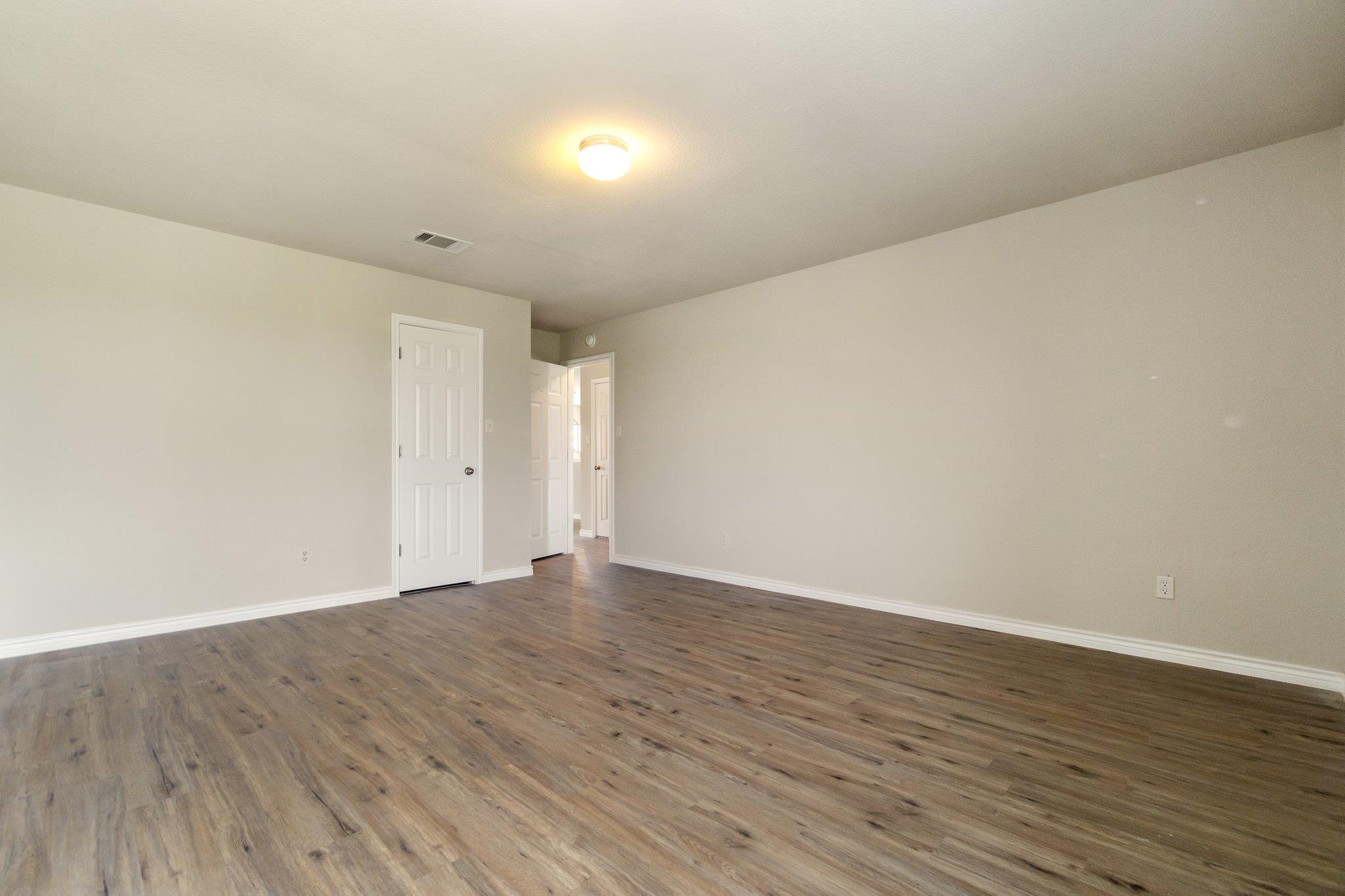 5071 Marsh Ln, Buda, TX 78610