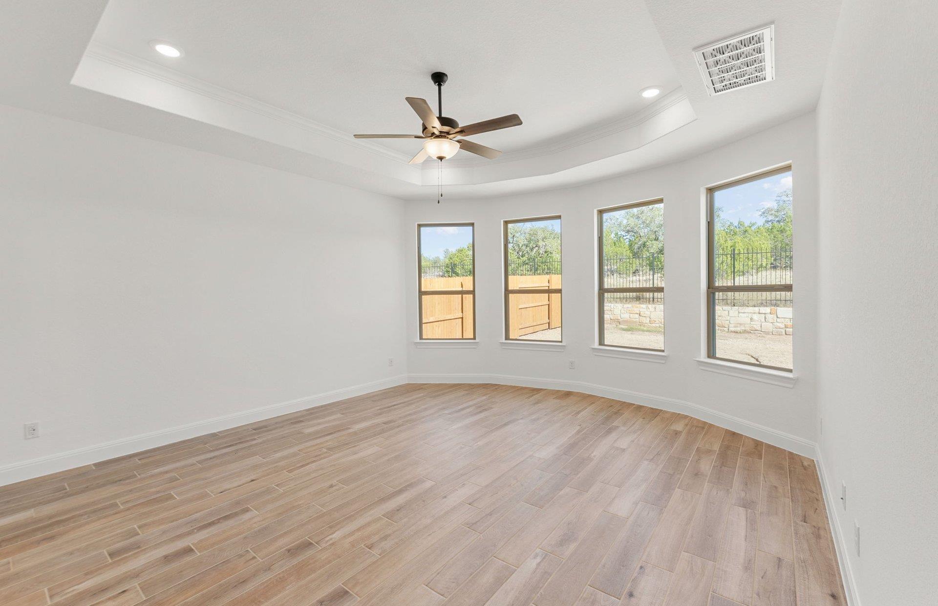 6909 Cliff Rose Dr, Spicewood, TX 78669