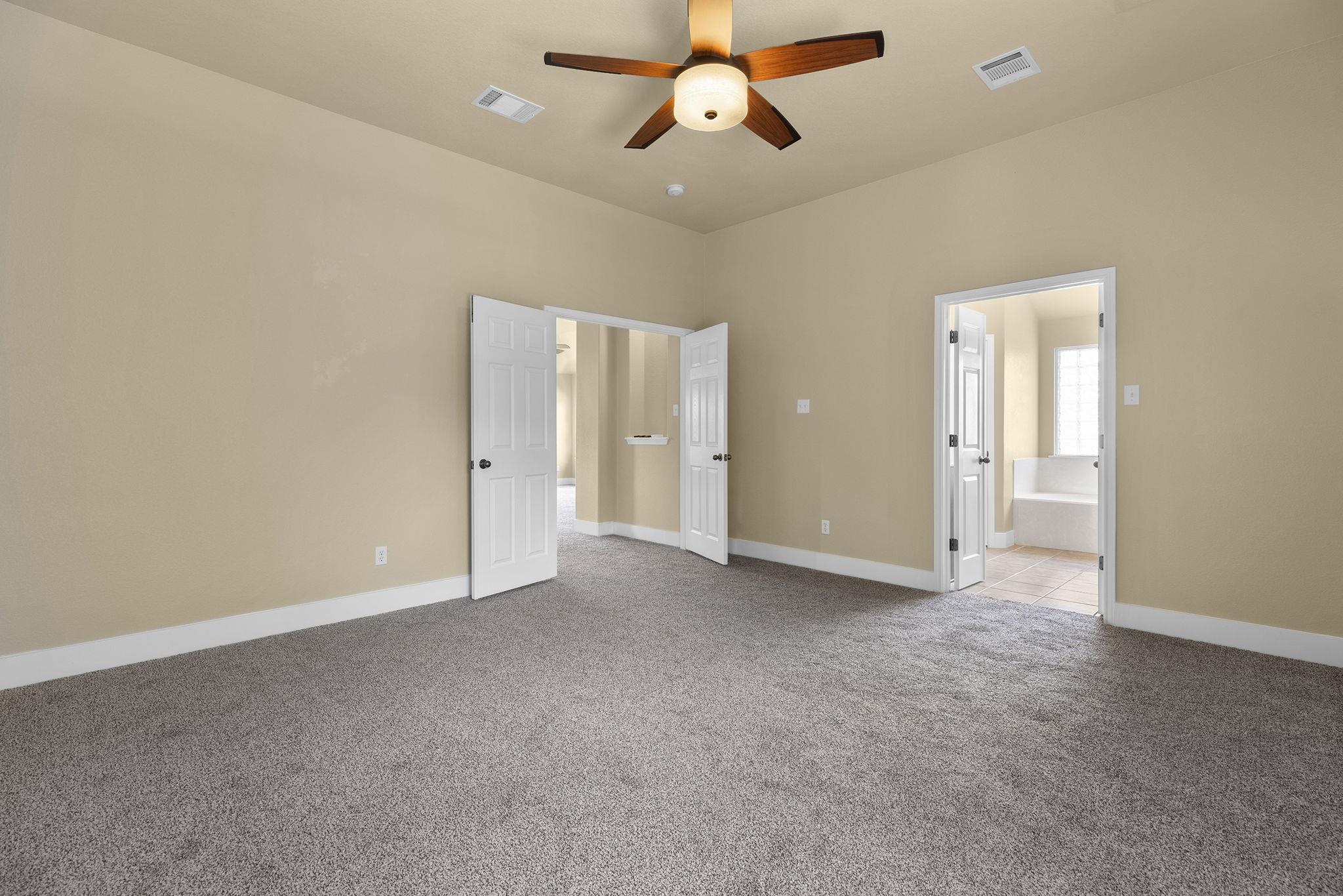 10128 Channel Island Dr, Austin, TX 78747