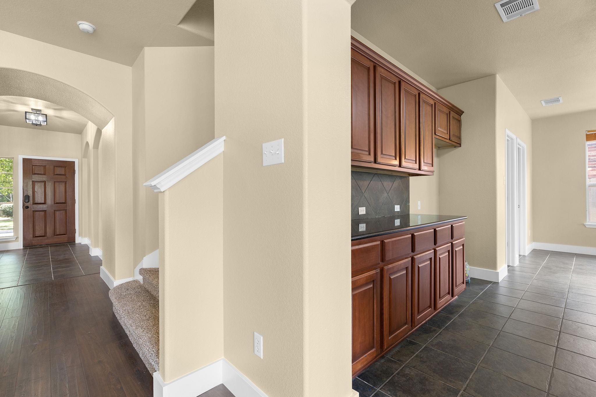 10128 Channel Island Dr, Austin, TX 78747