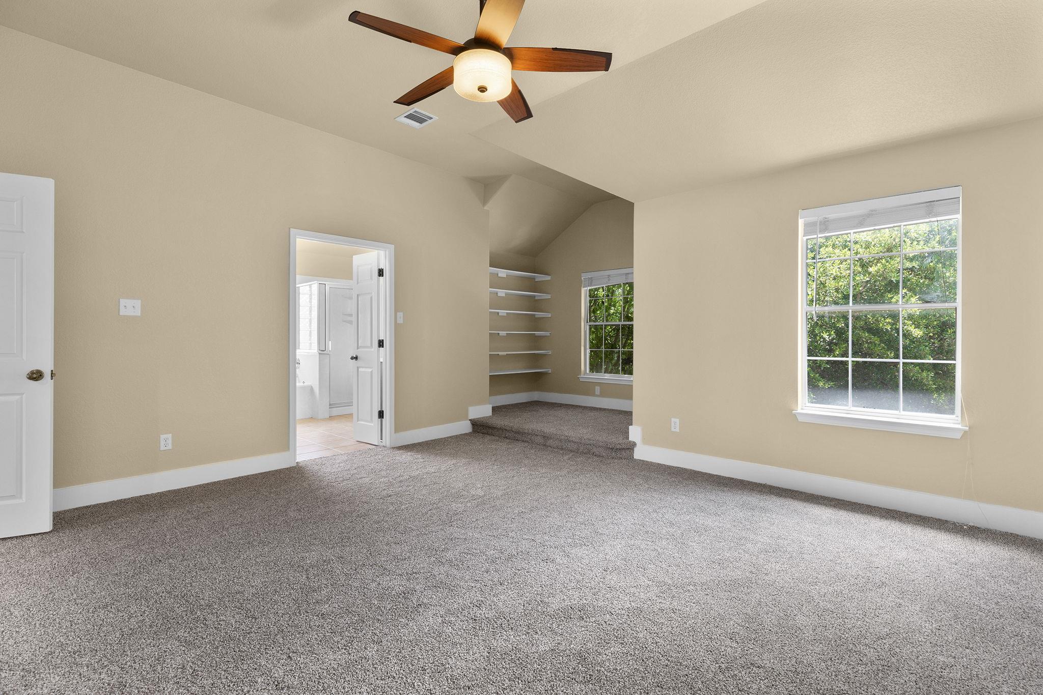 10128 Channel Island Dr, Austin, TX 78747