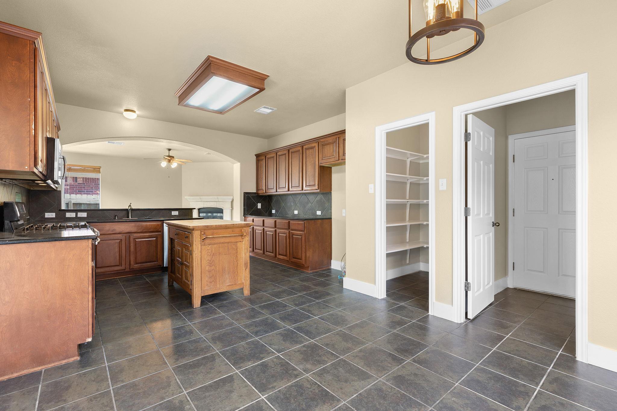 10128 Channel Island Dr, Austin, TX 78747