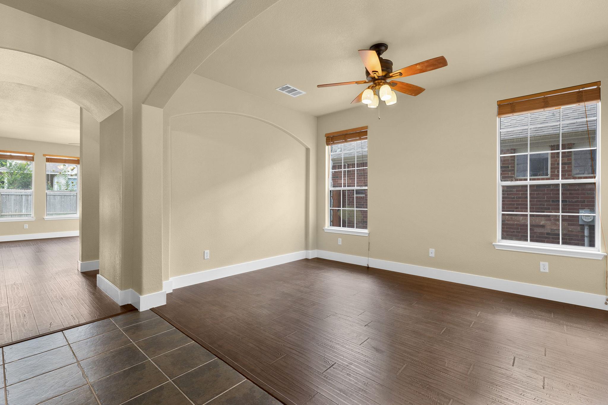 10128 Channel Island Dr, Austin, TX 78747