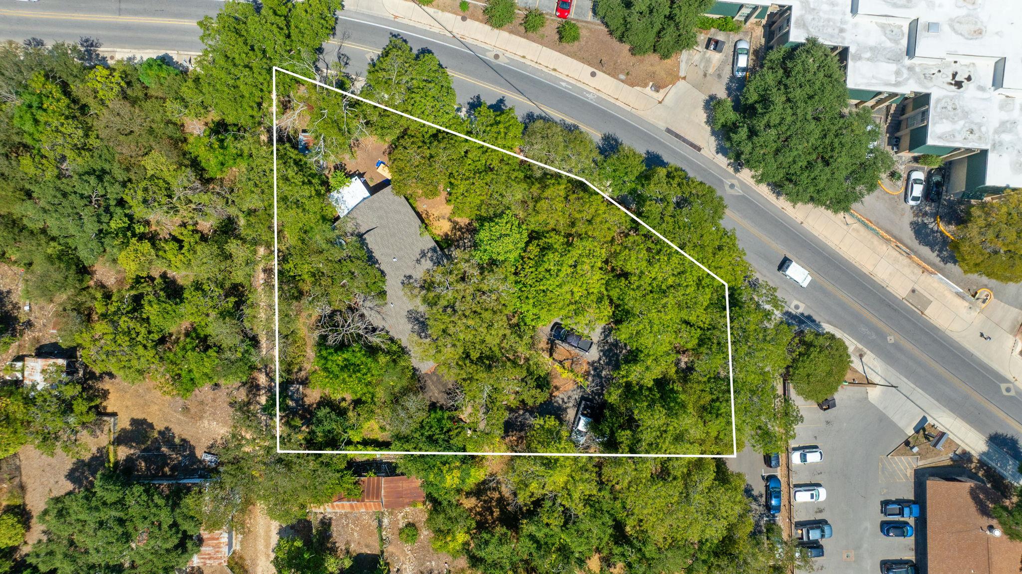 905 N Lbj Dr, San Marcos, TX 78666