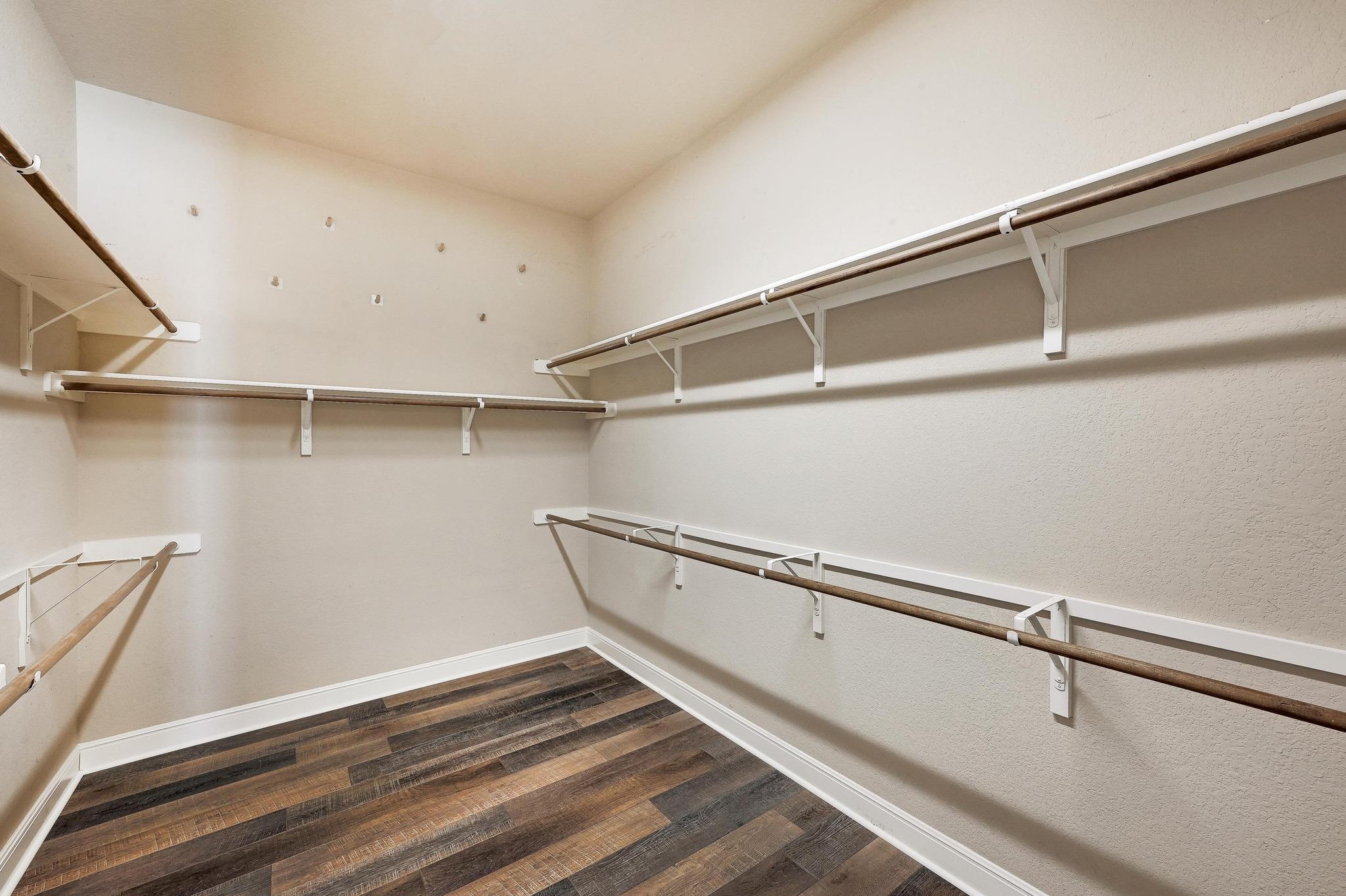 577 Shelf Rock Rd, Driftwood, TX 78619