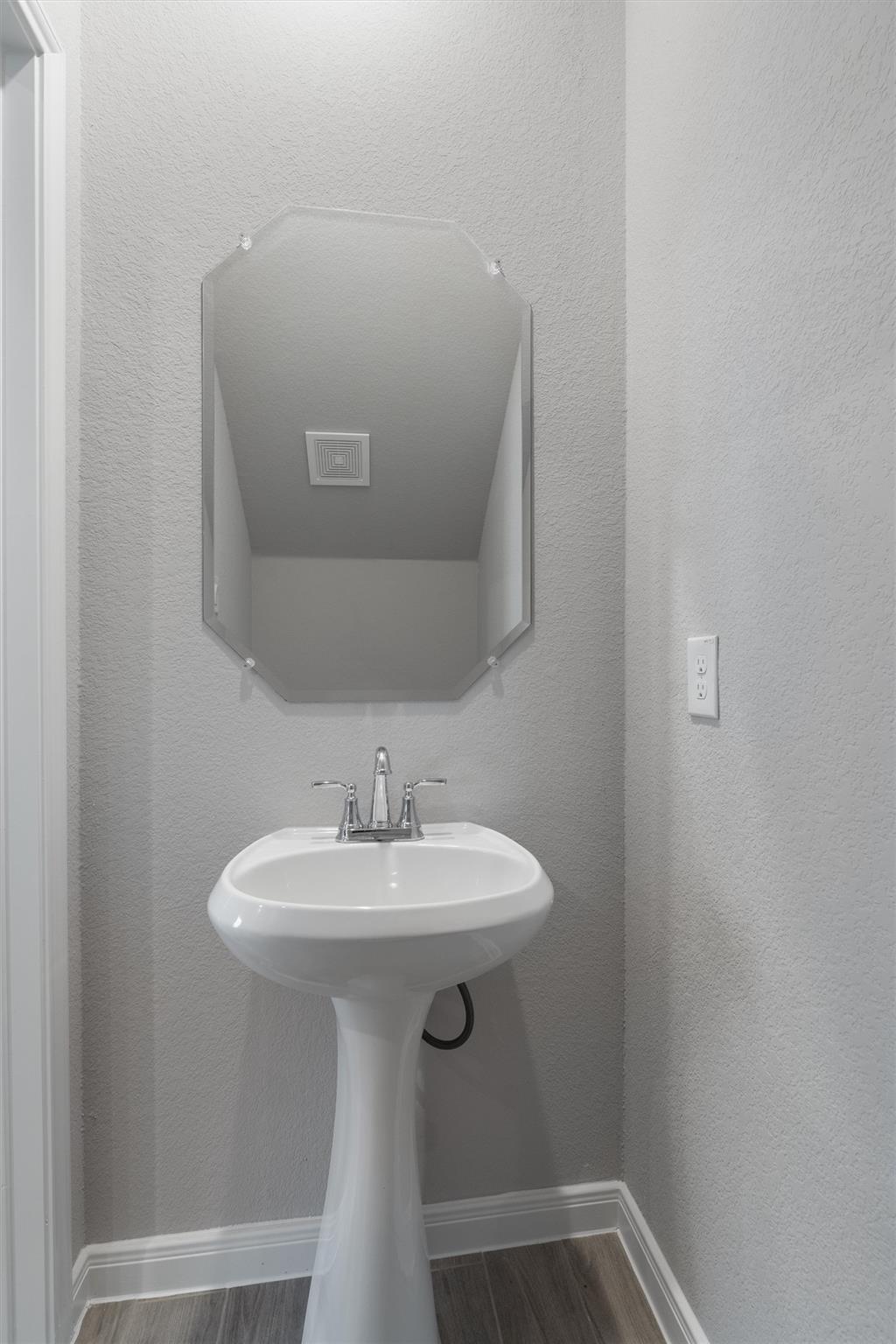 340 Stellar Wind Dr, Georgetown, TX 78628