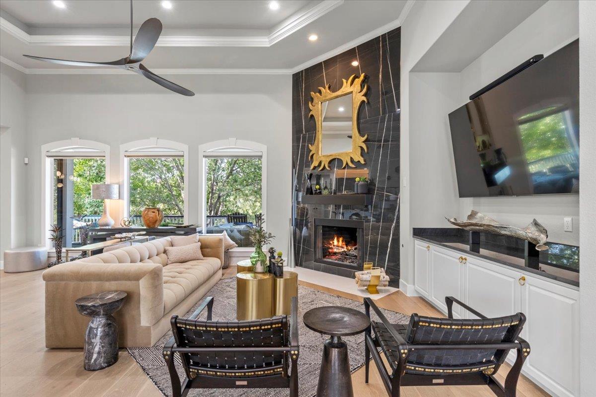 205 Overlook Ct, Georgetown, TX 78628