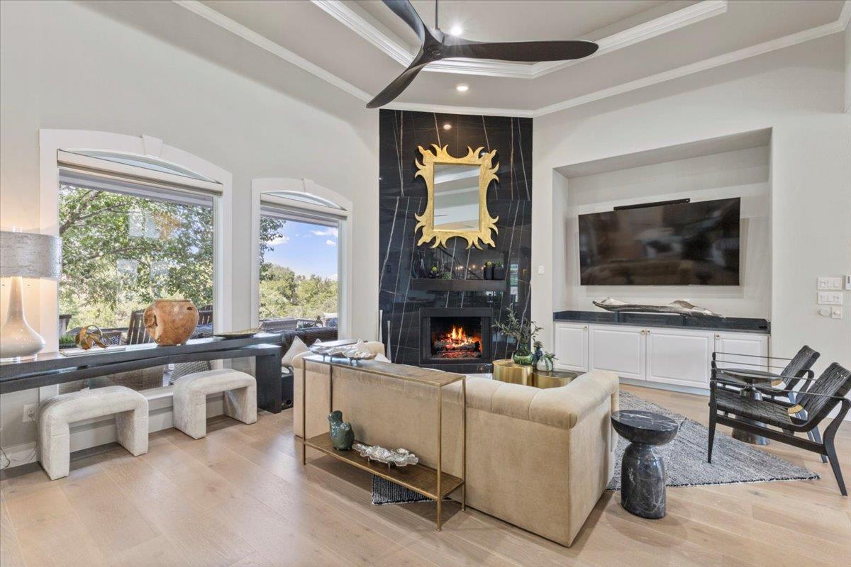 205 Overlook Ct, Georgetown, TX 78628