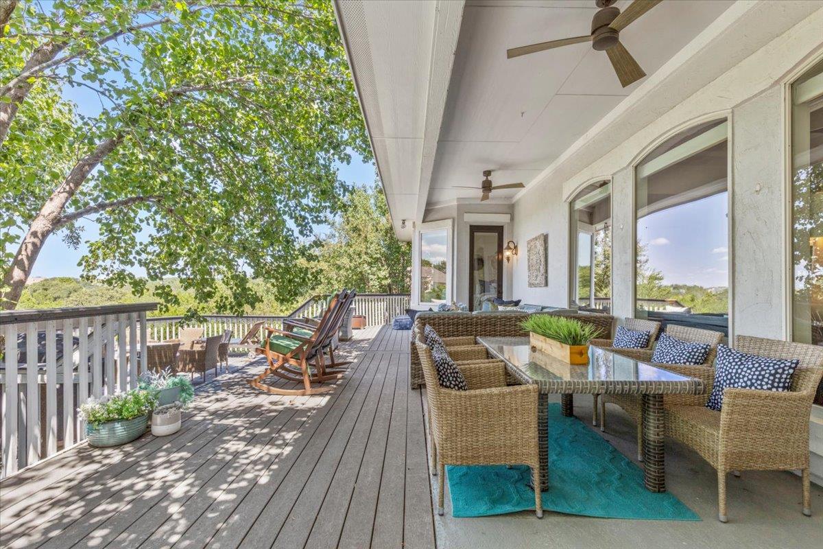 205 Overlook Ct, Georgetown, TX 78628