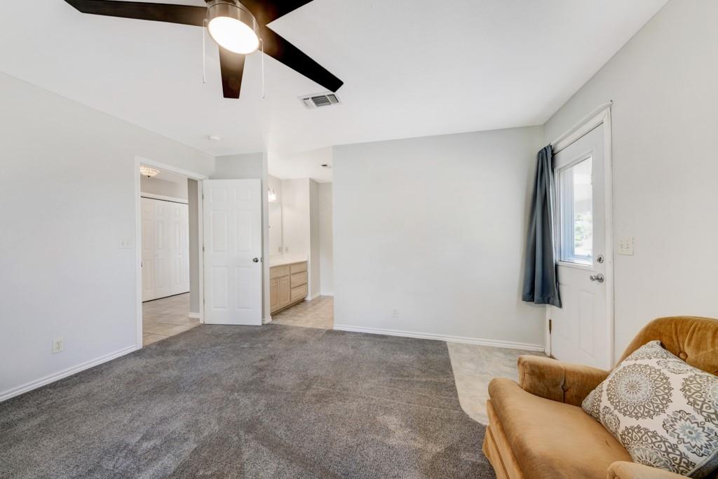 2474 Goehmann Ln, Fredericksburg, TX 78624