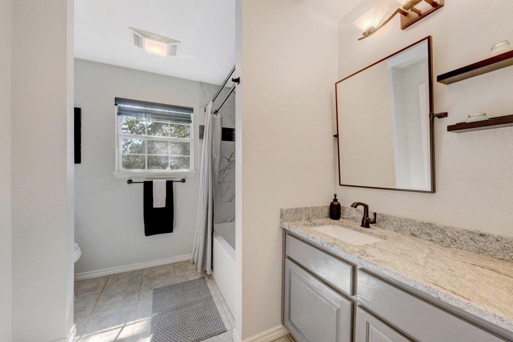 2474 Goehmann Ln, Fredericksburg, TX 78624