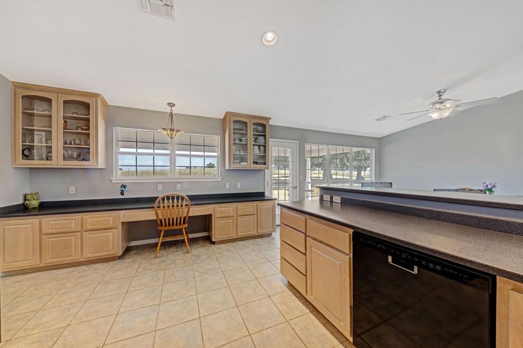 2474 Goehmann Ln, Fredericksburg, TX 78624