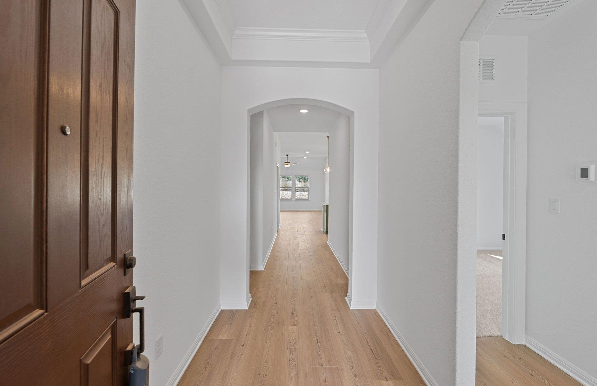 6913 Cliff Rose Dr, Spicewood, TX 78669